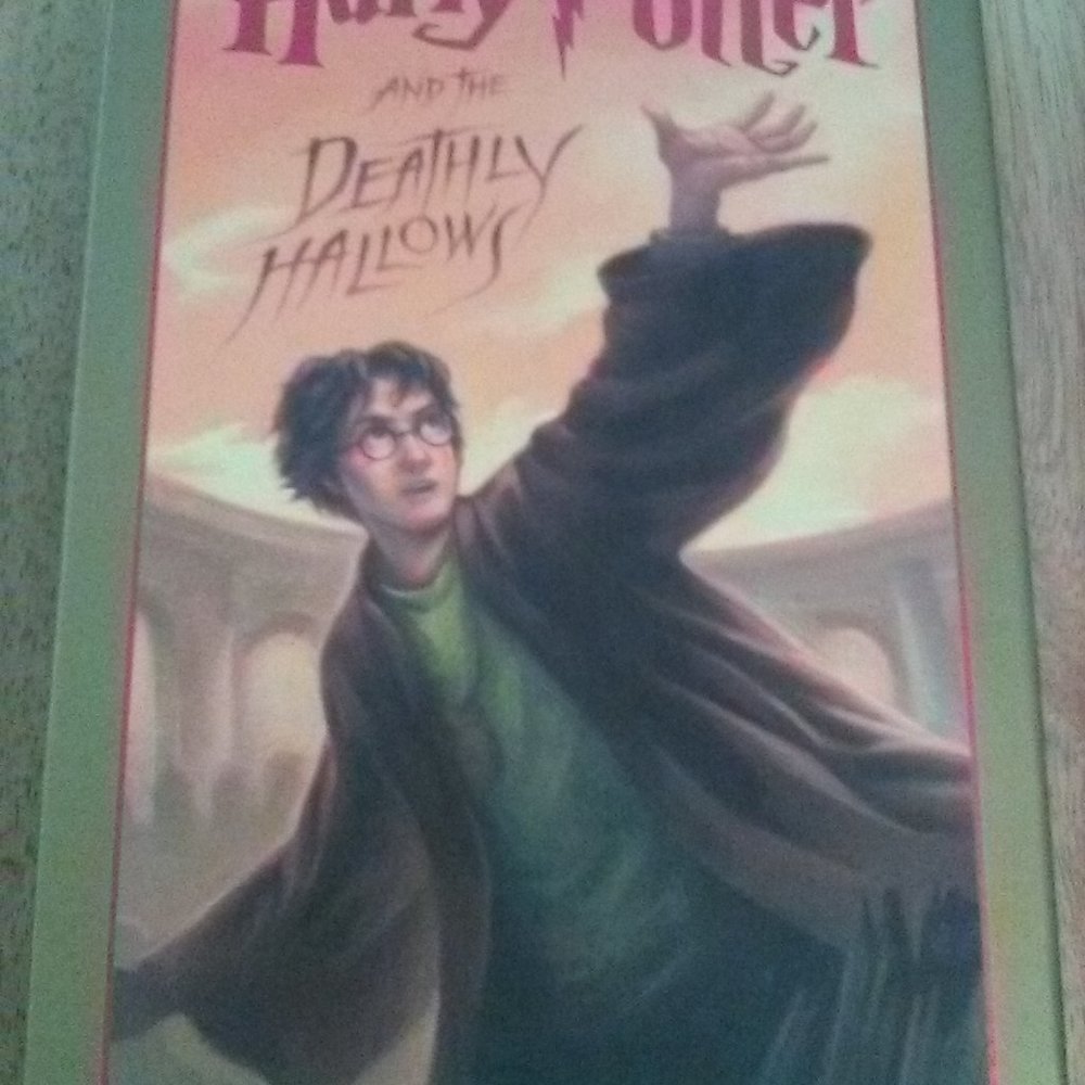 Harry Potter and the Deathly Hallows Hardcover and Sleeve